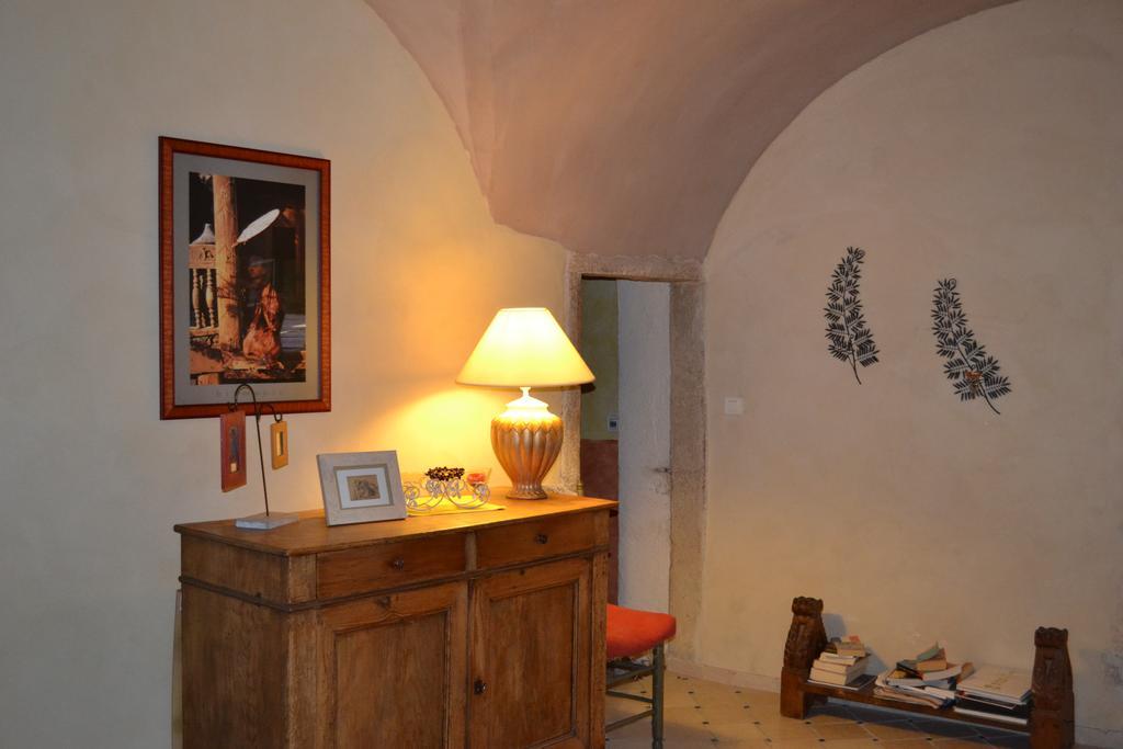 Maison D'Hotes Les Fougeres Mirmande Bagian luar foto