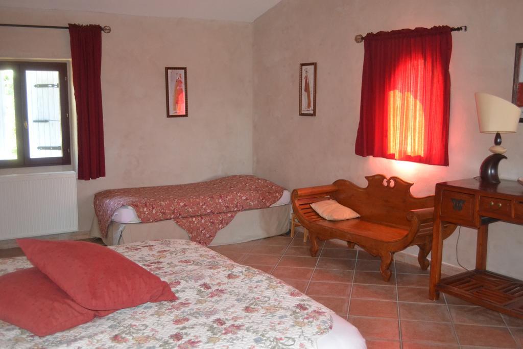 Maison D'Hotes Les Fougeres Mirmande Bagian luar foto