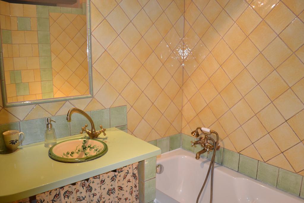 Maison D'Hotes Les Fougeres Mirmande Bagian luar foto
